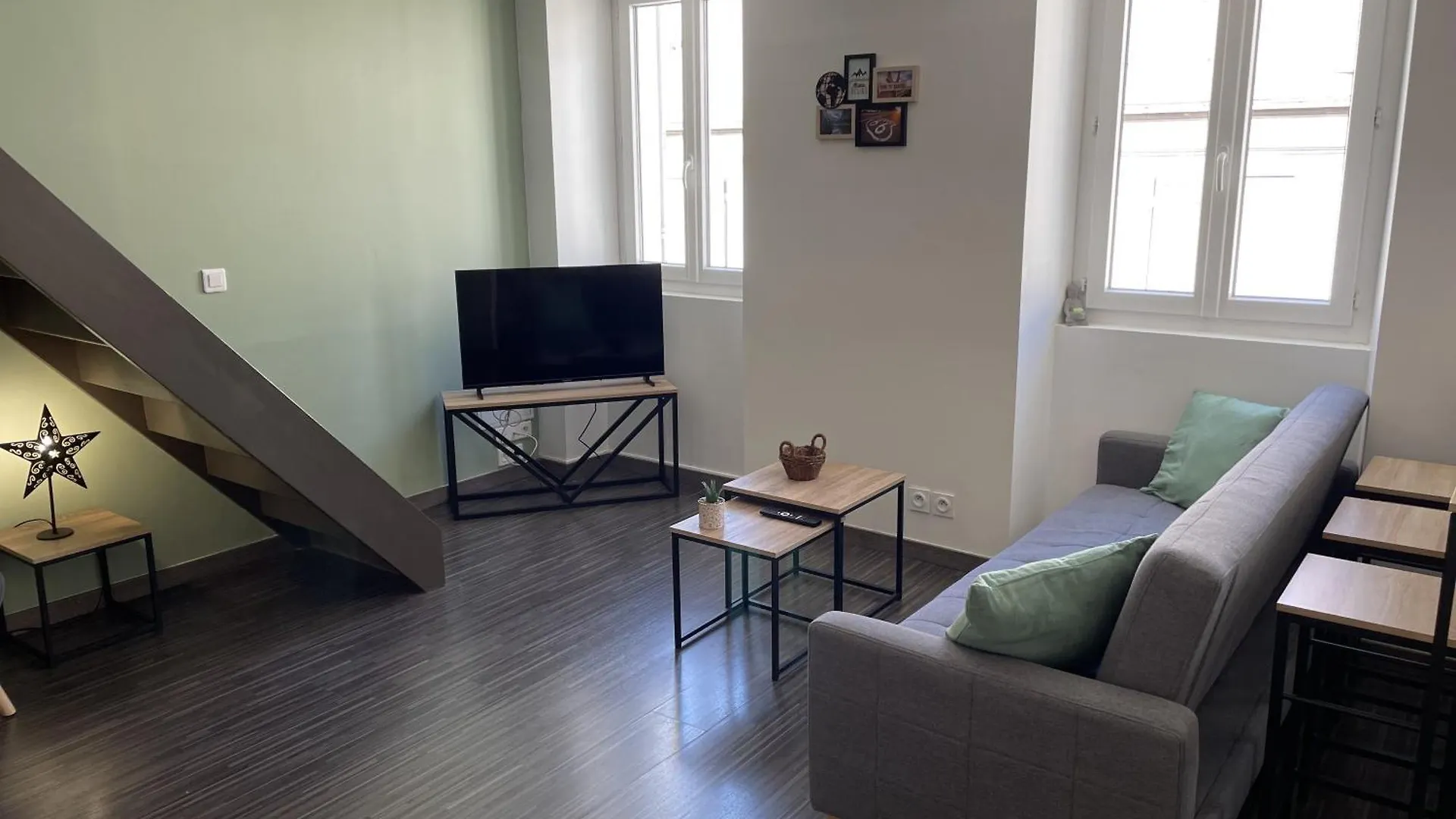 Marseille Mood II - Centre Ville - Calme - Duplex - 5 Couchages - Cuisine Complete 0*,  France